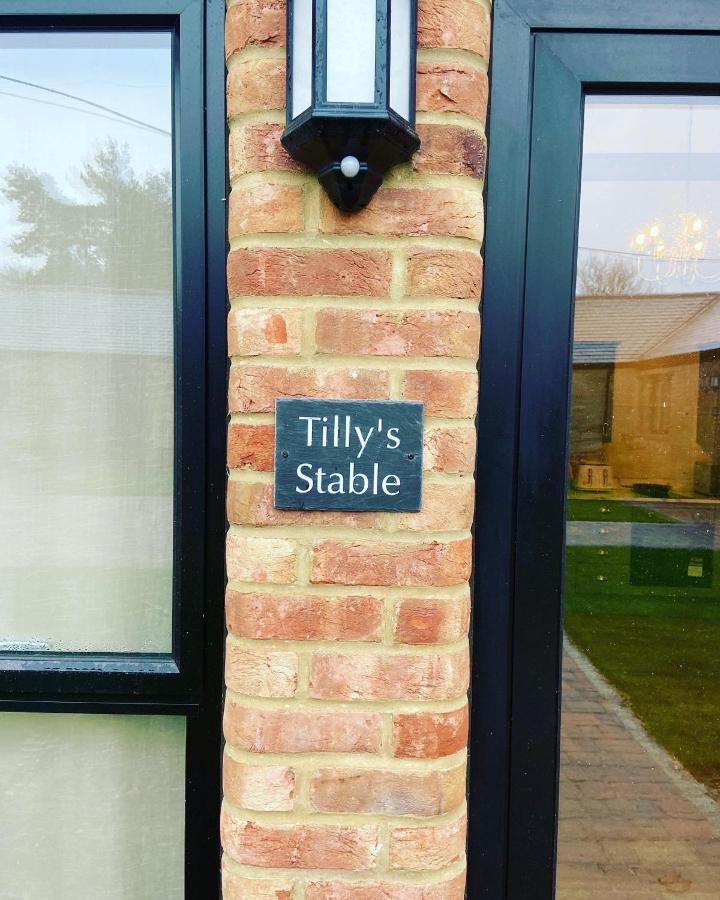 Tilly'S Stable Pattishall Esterno foto